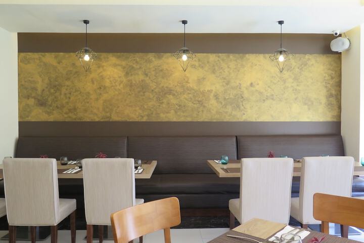 Dining Photos