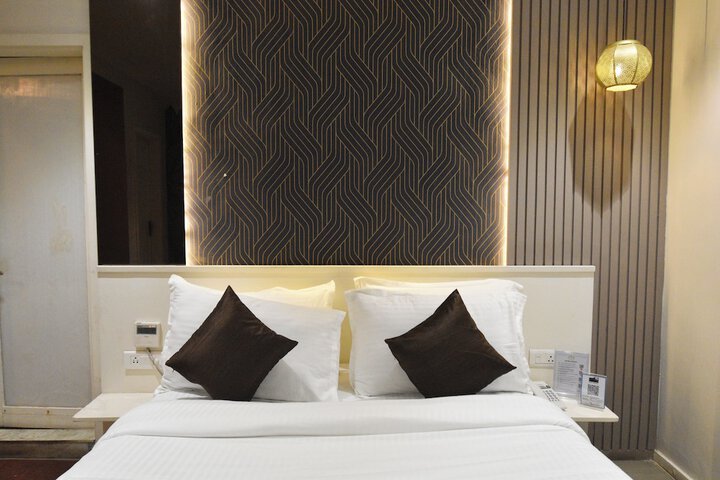 Room 15 of 47