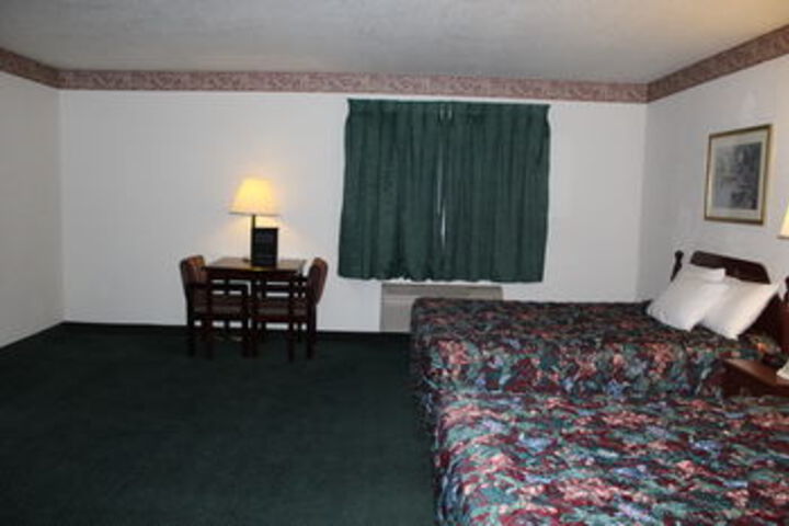 Room 21 of 76