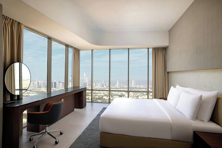 Room 34 of 97