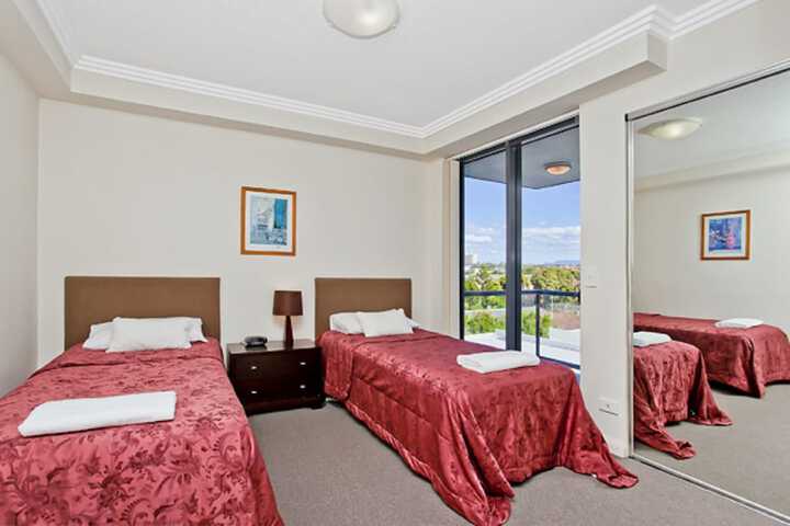 Room 8 of 65