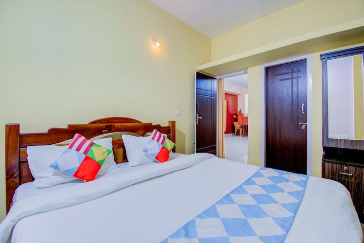 Room 8 of 20