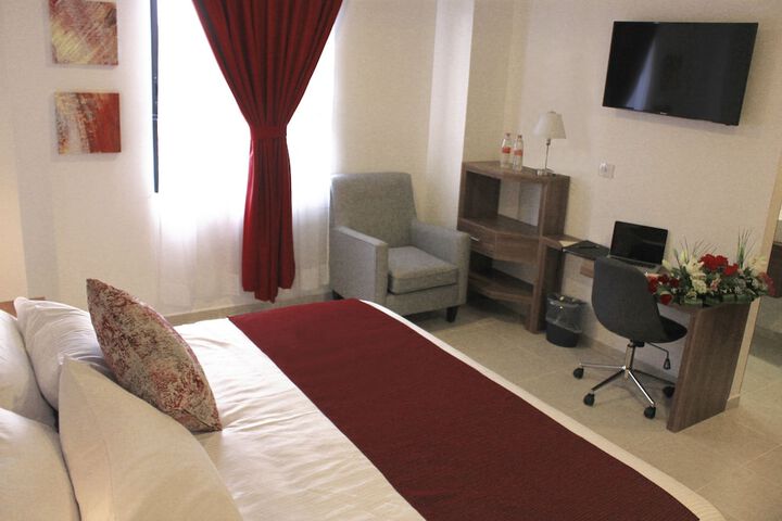 Room 9 of 29