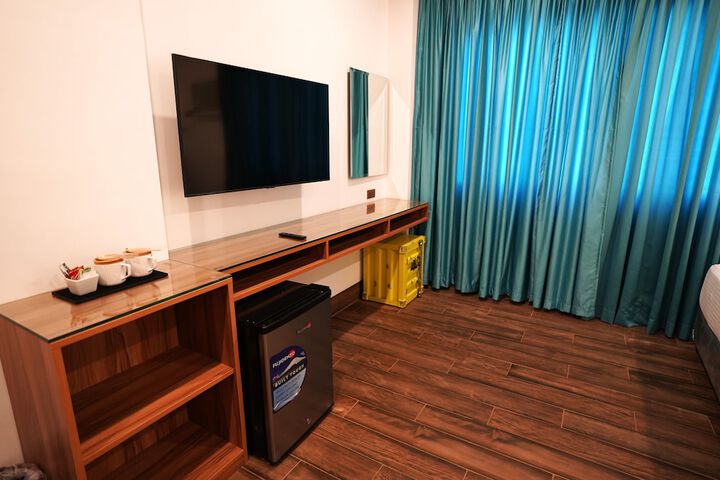 Room 10 of 52
