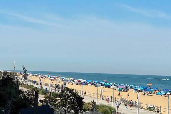 Beach 33 of 46