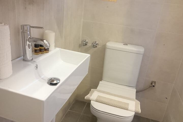 Room 44 of 72