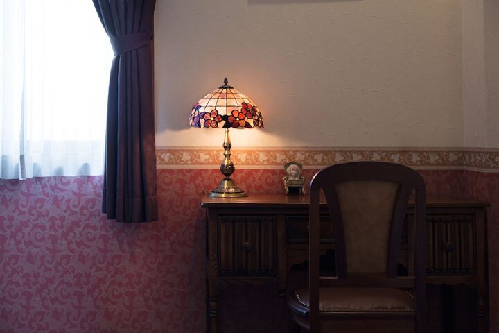 Room 13 of 74