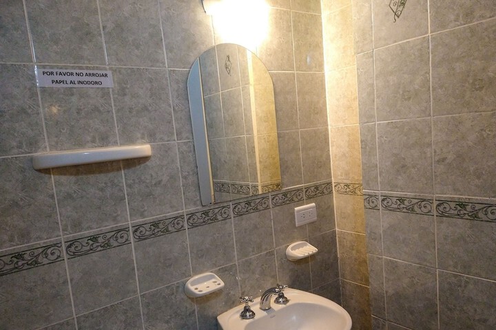 Room 56 of 77