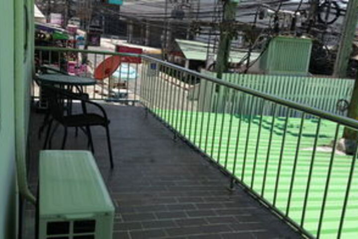 Terrace/Patio 3 of 34