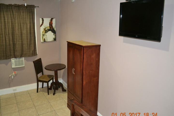 Room 12 of 66