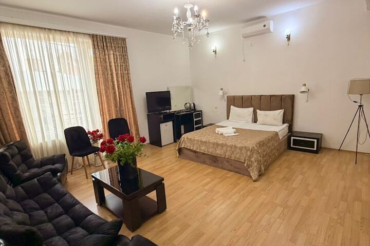 Room 45 of 94