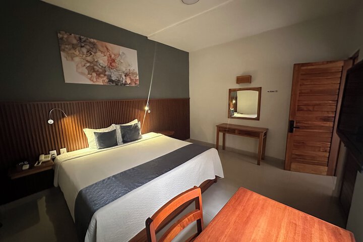 Room 12 of 33