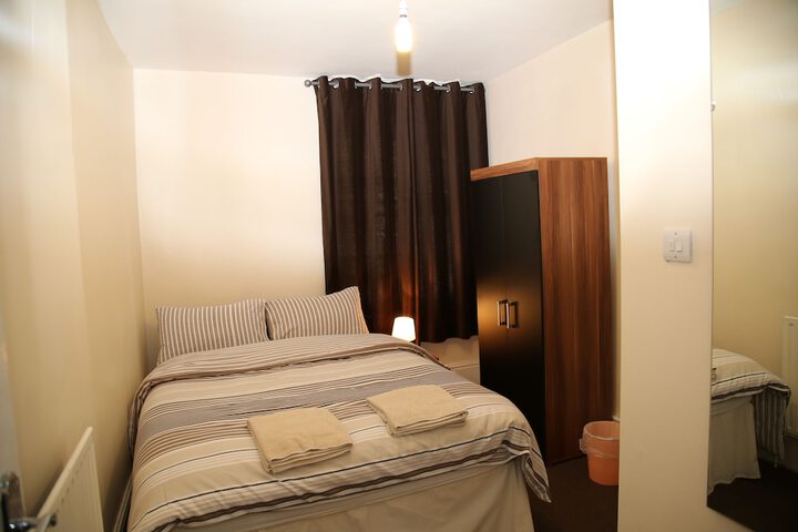 Room 3 of 5