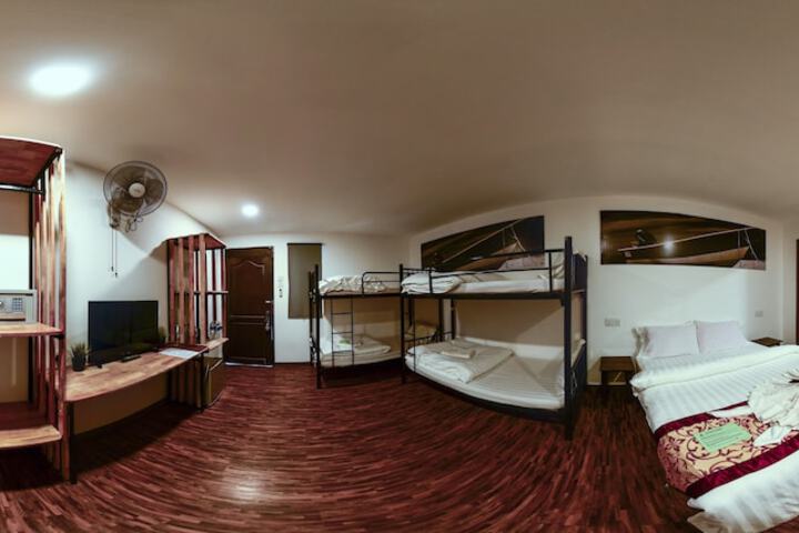 Room 71 of 147