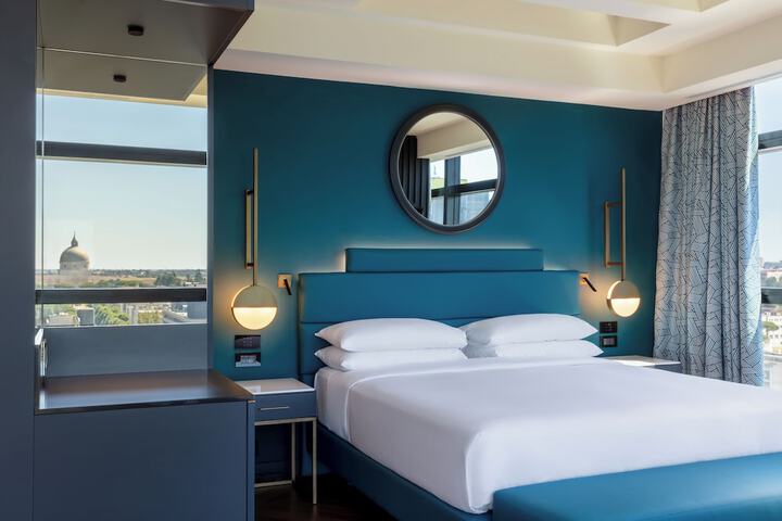 Room 52 of 147