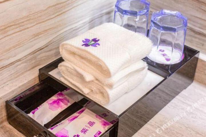 Chizhou Amethyst Hotel