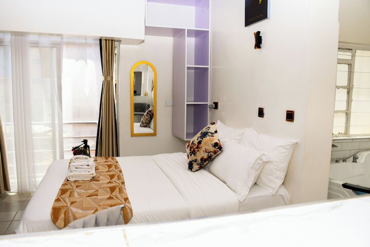 Room 26 of 60