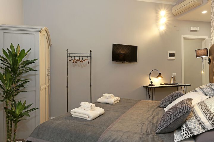 Room 18 of 40
