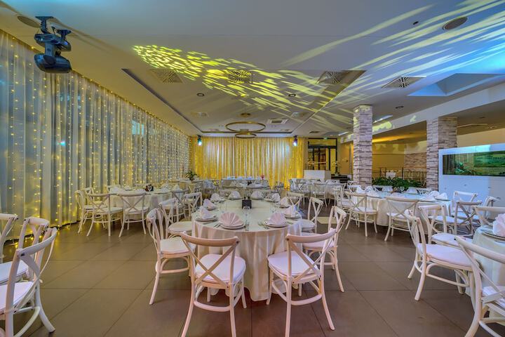 Wedding/Banquet 78 of 93