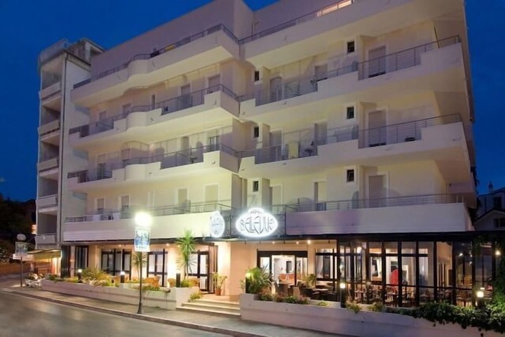 Hotel Bellevue in Cattolica