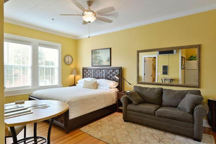 Room 15 of 286