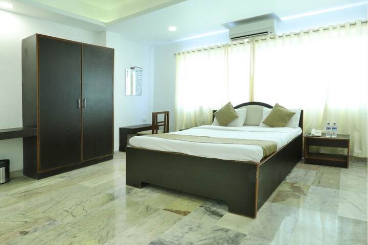 Room 17 of 51