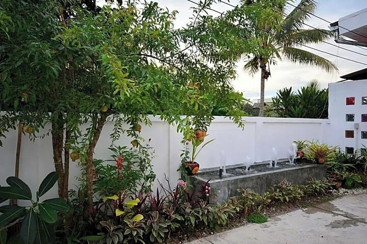 Hotel 74 of 76