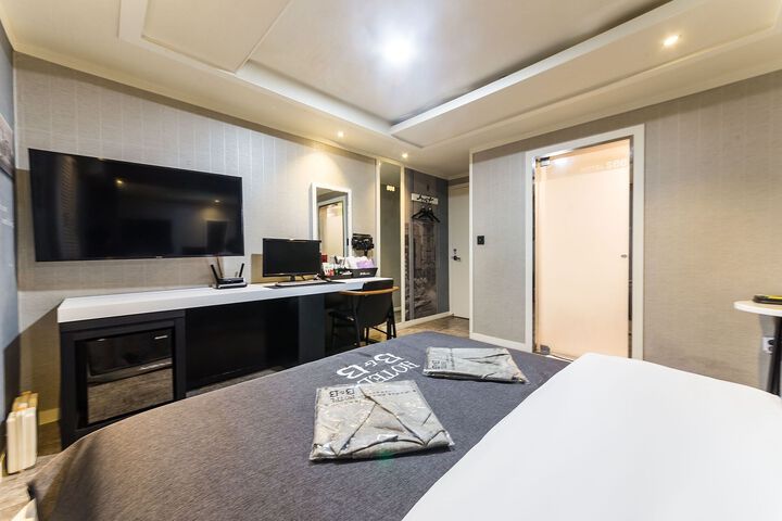 Room 20 of 57