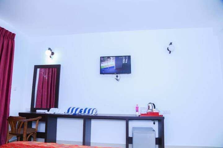 Room 10 of 74