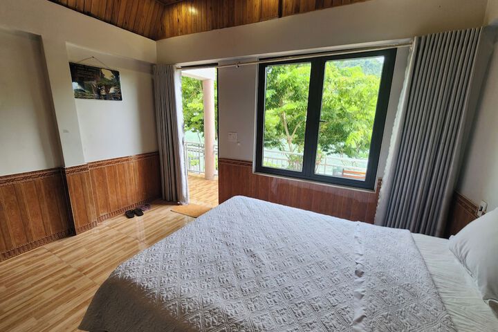 Room 19 of 62