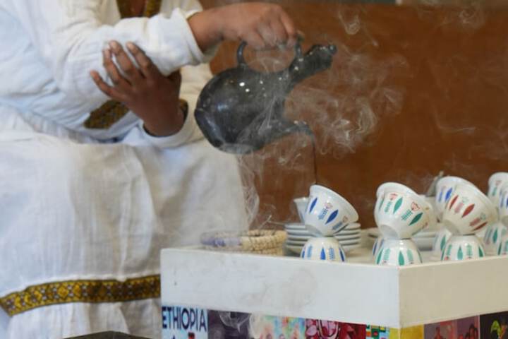 Breakfast/Coffee Service 108 of 173
