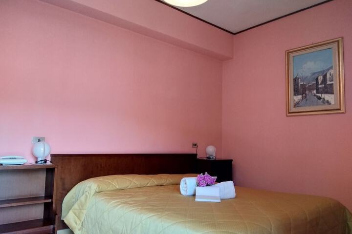 Room 13 of 54