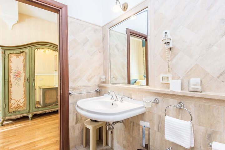 Clean Restrooms