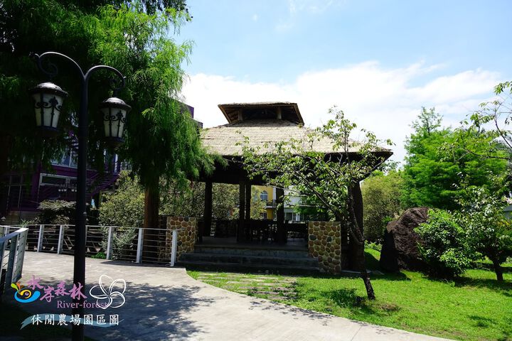 Hotel Exterior 152 of 185