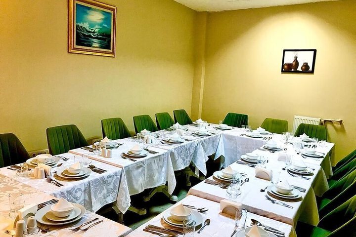 Dining 31 of 46