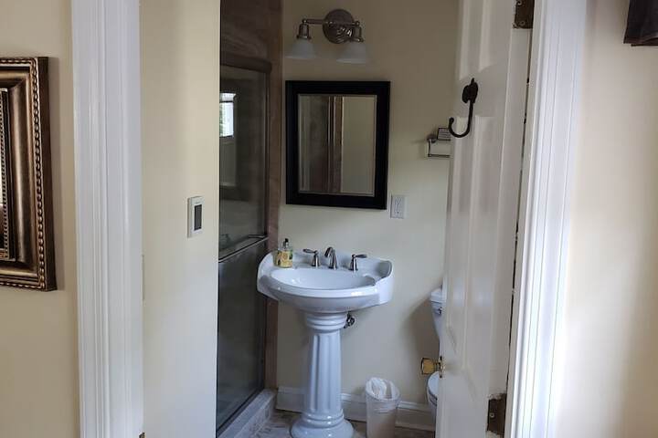 Room 15 of 35