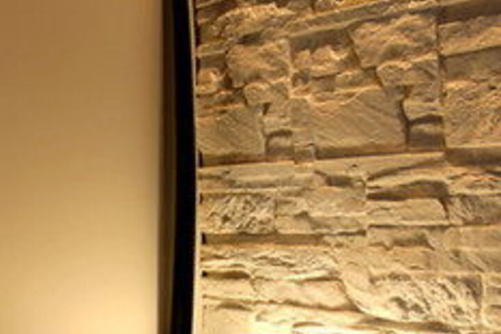 Room 123 of 191