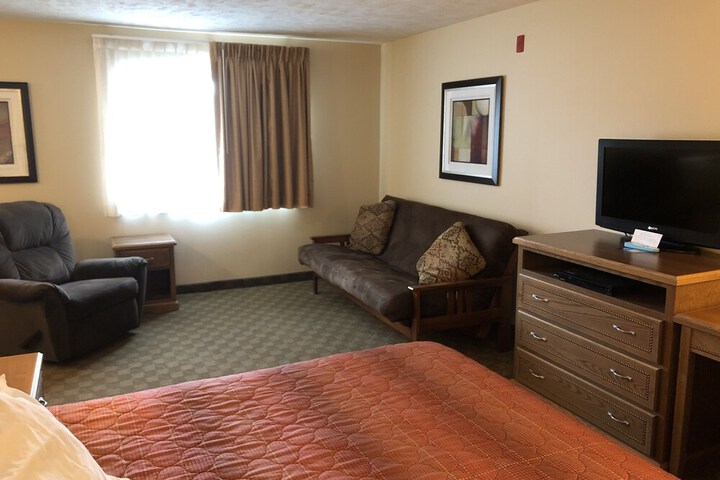 Room 19 of 35