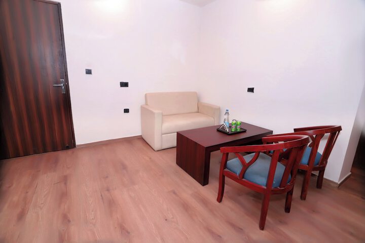 Room 36 of 44