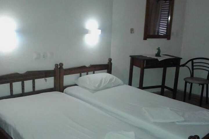 Room 6 of 59