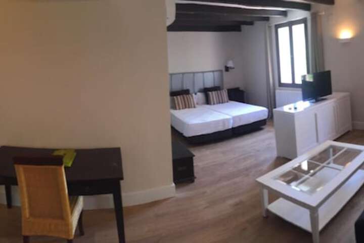 Room 46 of 131