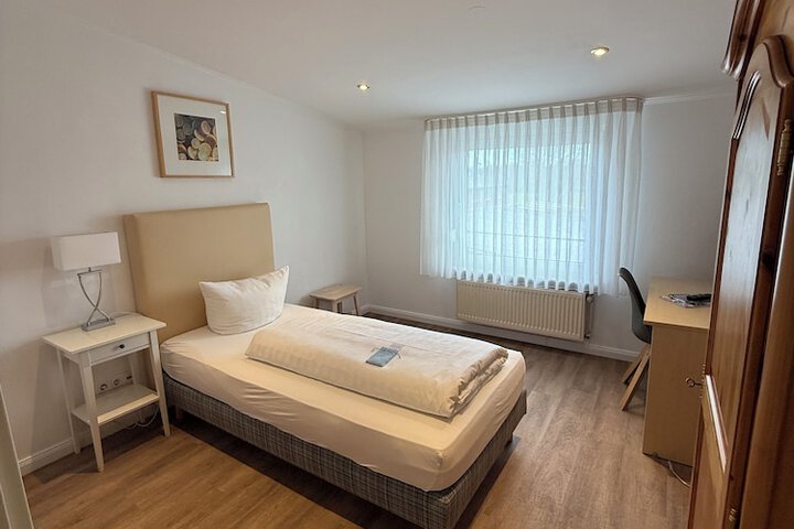 Room 20 of 87