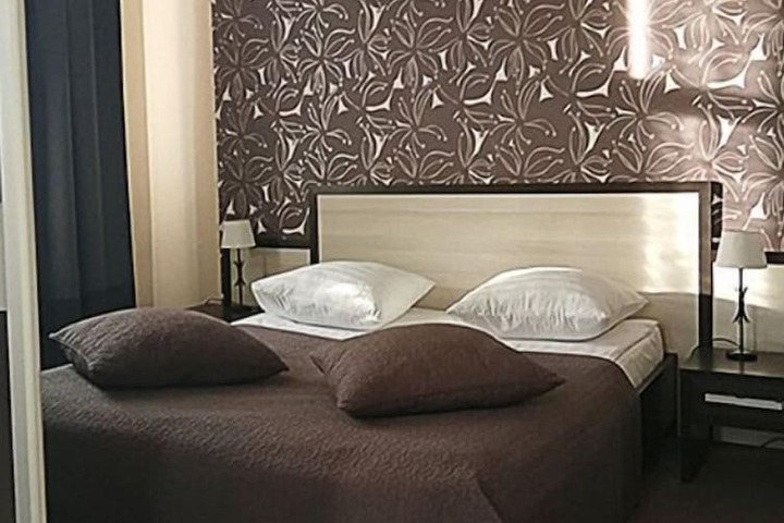 Room 26 of 40