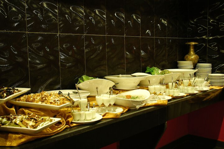 Dining 41 of 63