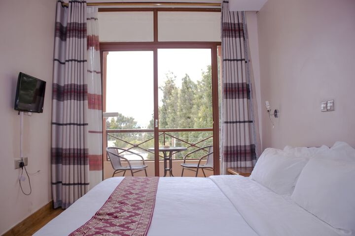 Room 3 of 19