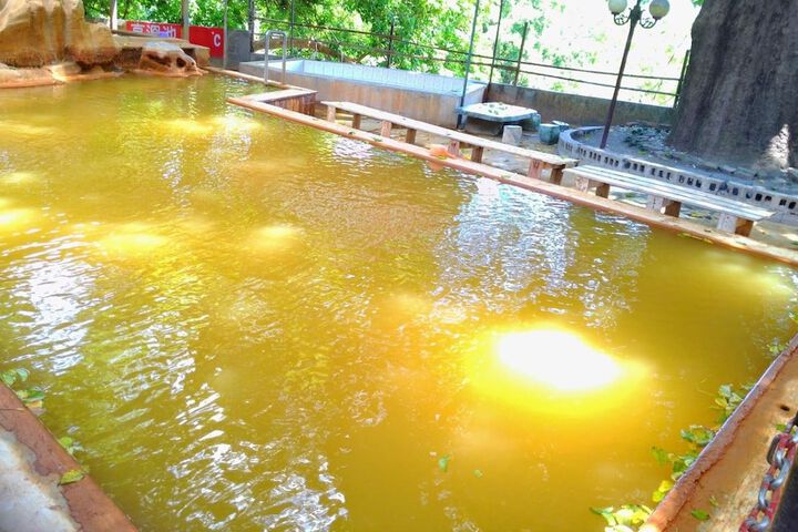 Pool 26 of 41