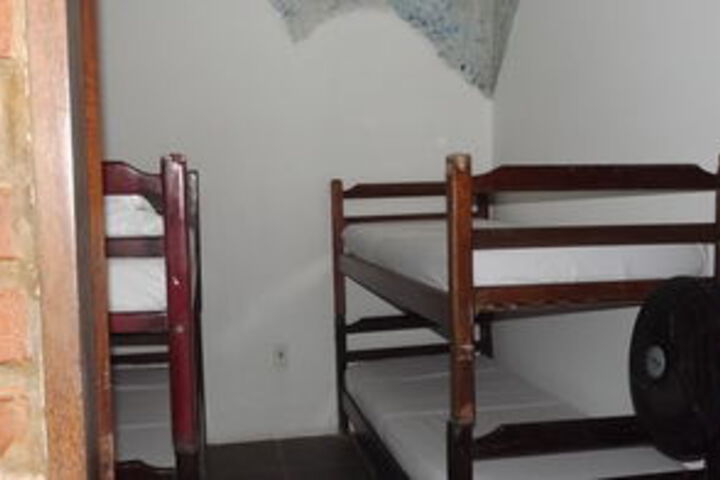 Room 30 of 48
