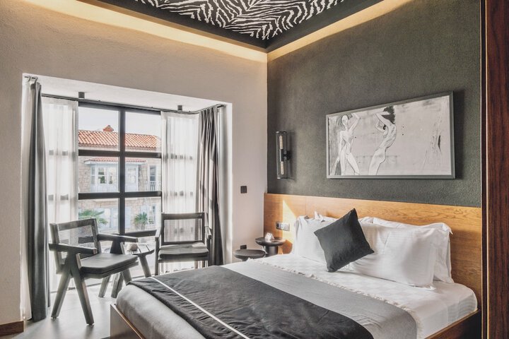 Room 32 of 104