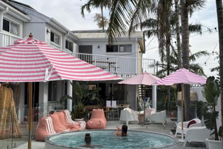 Hotel 17 of 69