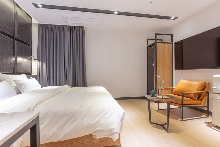 Room 47 of 110